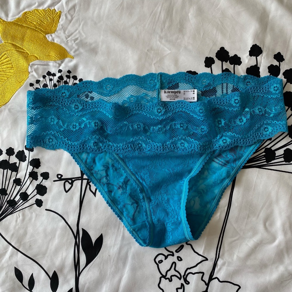 b.tempt’d Blue Floral Lace Panties
